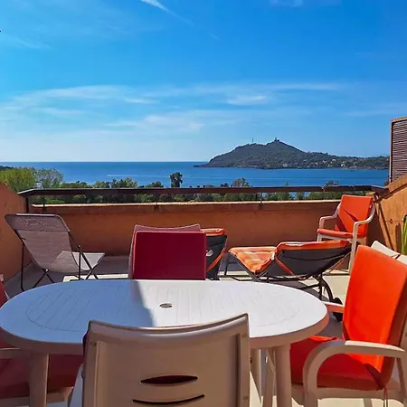 4 Guests Sea View Pool & Beaches